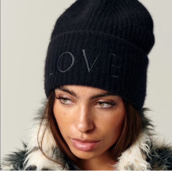 Lita Love Cashmere Beanie in Black New - Picture 1 of 5